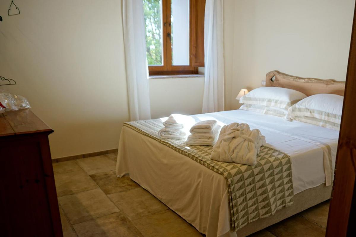 Agriturismo Cheloni Guasticce Εξωτερικό φωτογραφία