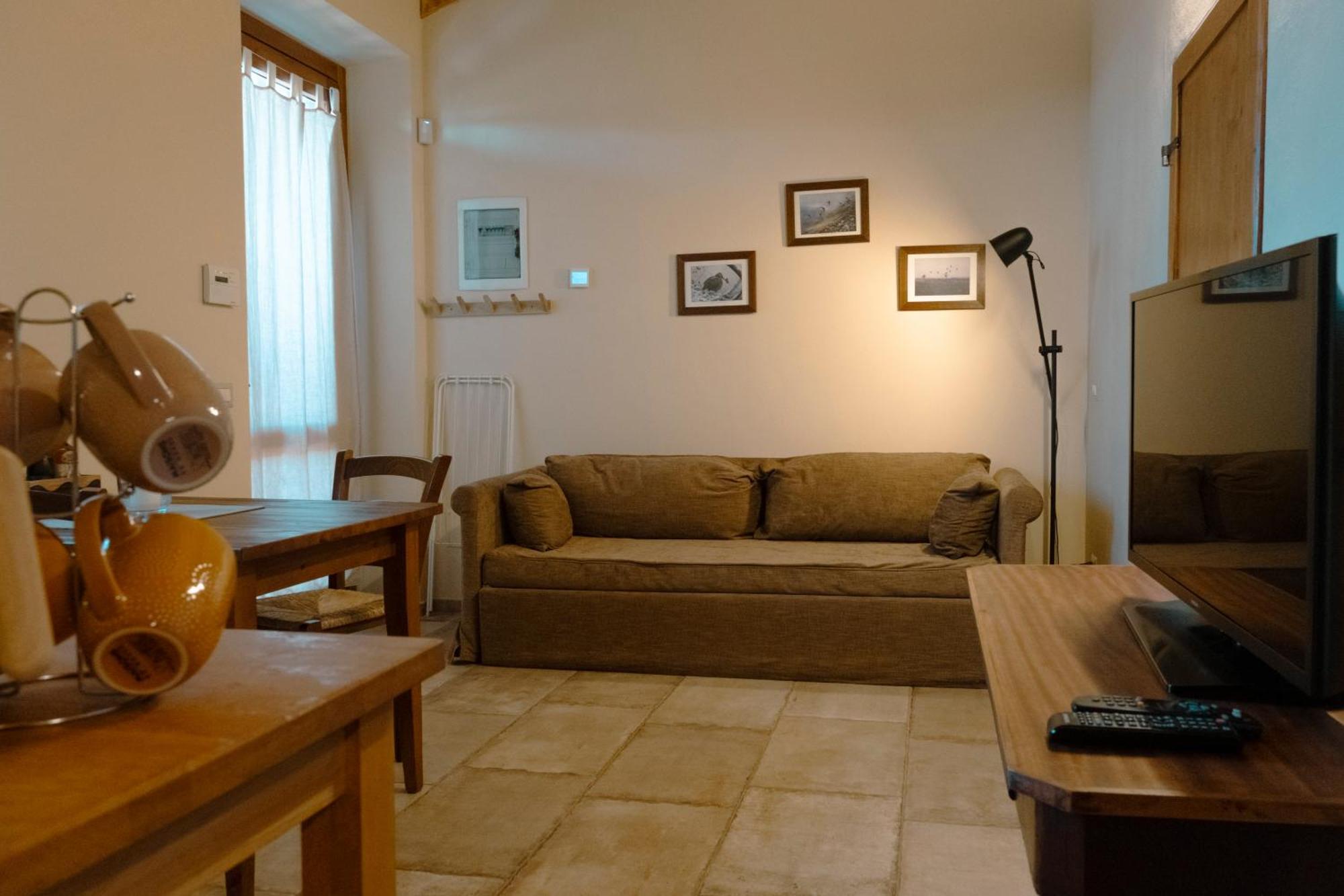 Agriturismo Cheloni Guasticce Εξωτερικό φωτογραφία